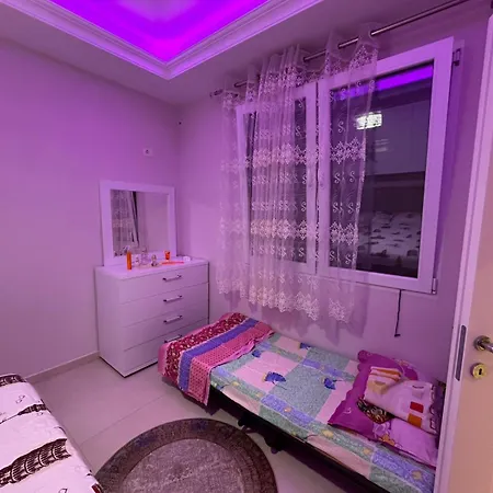Lalzi Bay Apartamento
