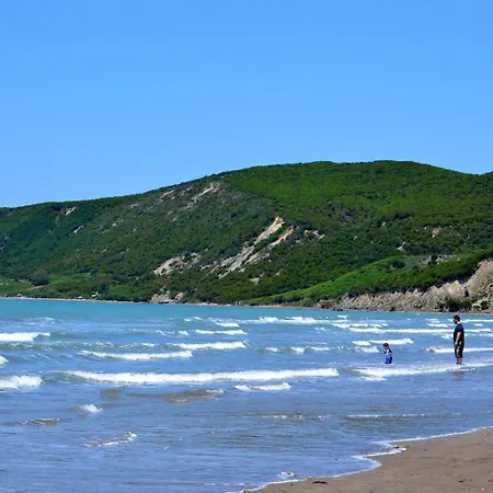 Lalzi Bay * Fushe-Drac